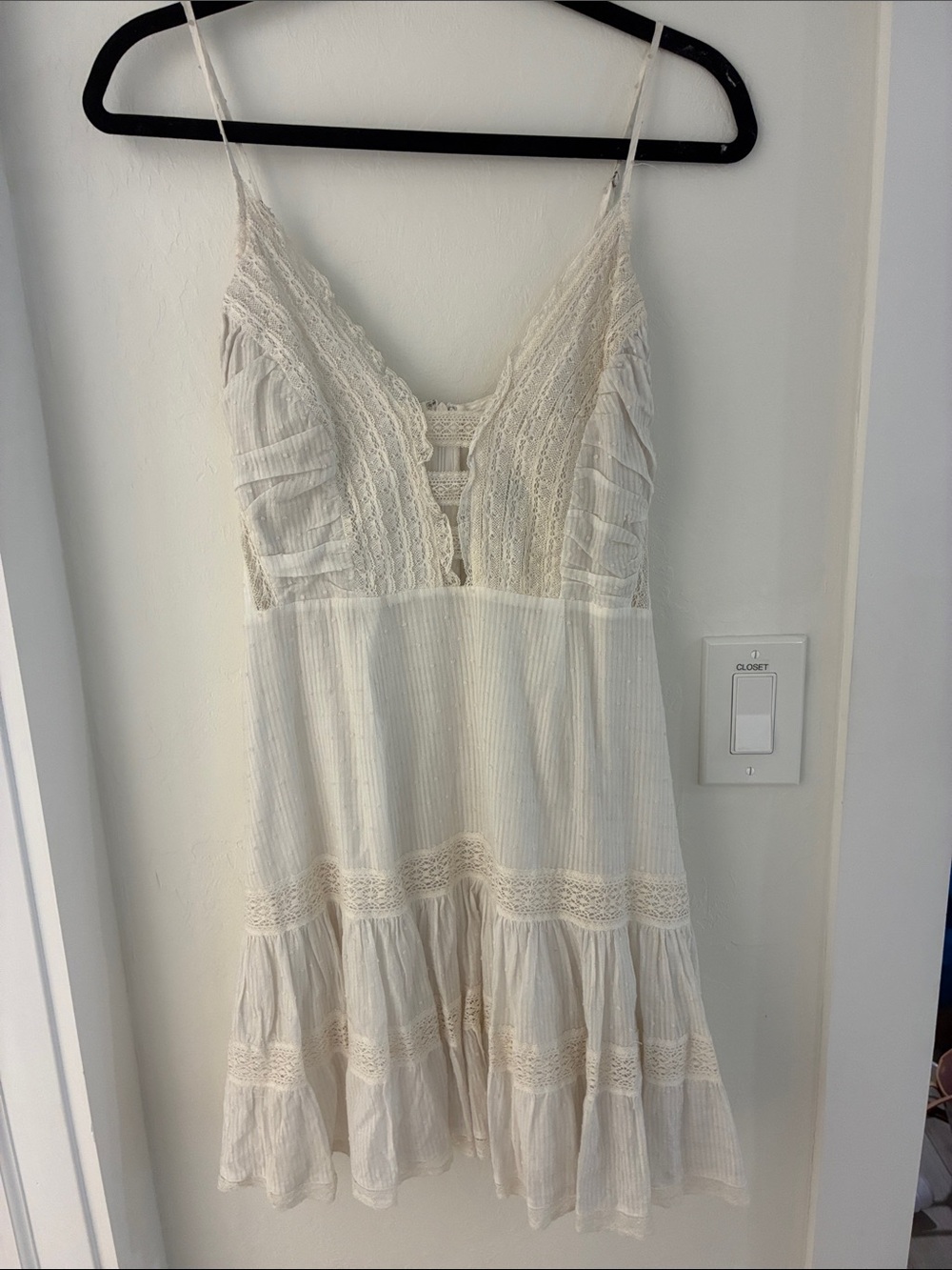 Astr the Label Lace Trim Ivory dress